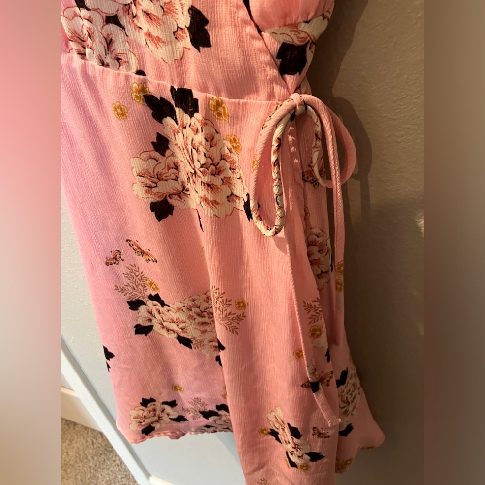 Floral Pink Wrap Dress - Picture 6 of 7